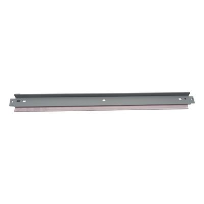 Konica Minolta Bizhub C224 C284 C364 C454 C554 C220 C280 C360 A161R73311 için OEM Transfer Kemeri Temizlik Bıçağı